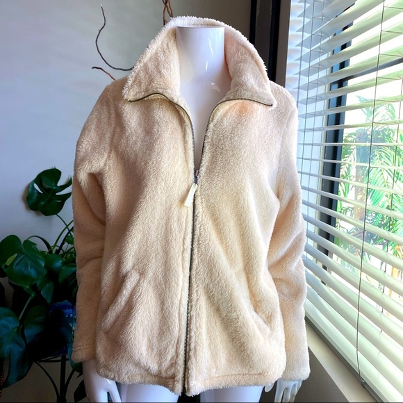 torrid Jackets & Blazers - Torrid Ivory Fleece Jacket